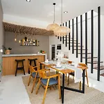 Zeta Villa - Newly Renovated 2Br In Seminyak Legian