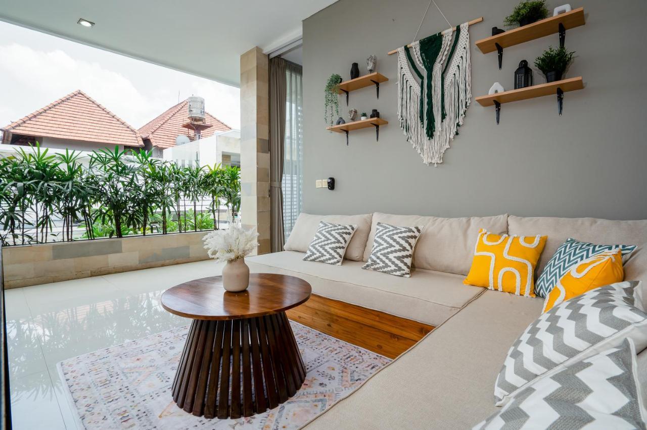 Zeta - Newly Renovated 2br In Legian Villa *